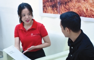 Nhà băng đào tạo nhân sự bảo hiểm