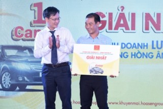 Tập đoàn Hoa Sen thưởng ô tô Camry cho nhà phân phối và đại lý
