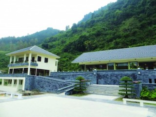 Địa phương hóa du lịch