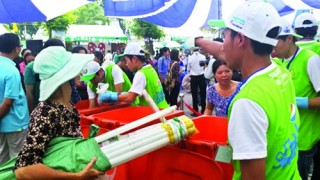 Thu gom bóng đèn đã qua sử dụng: DN thể hiện trách nhiệm