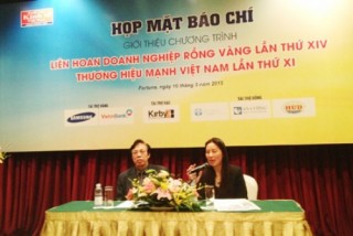 Tôn vinh 71 DN đạt Danh hiệu Rồng Vàng