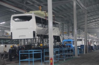Sản xuất trở lại bình thường tại Thaco Bus