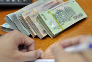 Bố cáo về việc chuyển đổi hình thức pháp lý của Công ty cho thuê tài chính BIDV