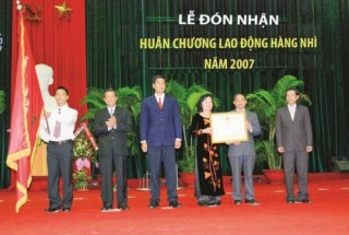 Đơn vị anh hùng đầu tiên của Vietcombank