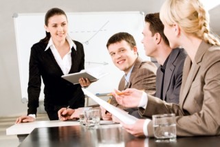 Công sở cần thay đổi những gì cho phụ nữ