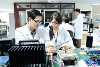 Viettel lọt Top 3 nơi làm việc tốt nhất Việt Nam