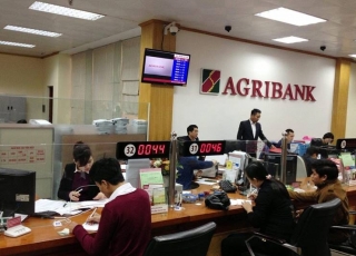 Kinh doanh khó khăn, nhiều người tìm đến kênh gửi tiết kiệm