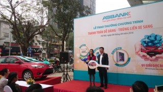 Tìm ra KH trúng giải CTKM “Thanh toán dễ dàng – Trúng liền xe sang”