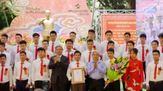 Rạng Đông kỷ niệm 53 năm ngày Bác Hồ về thăm