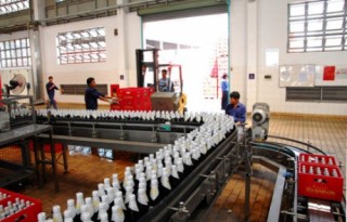 “Trốn niêm yết”, thì thoái vốn