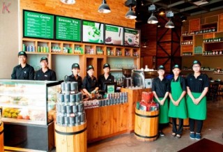 Phúc Long ngay sau Starbucks