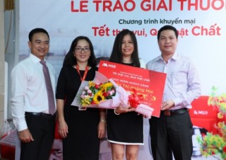 MSB trao giải Đặc biệt cho các khách hàng may mắn