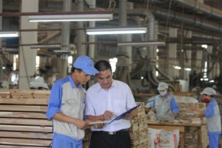 Giảm tới 2%/năm lãi suất vay đối với doanh nghiệp