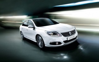 Hãng xe Renault khuyến mãi gần 300 triệu đồng cho 3 mẫu xe Koleos, Megane và Latitude