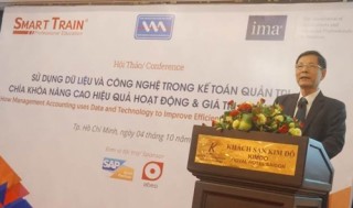 Sử dụng dữ liệu và công nghệ trong kế toán quản trị doanh nghiệp