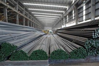 Thép Hòa Phát vượt mốc 220.000 tấn