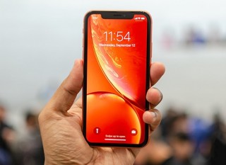 Người Việt thờ ơ với iPhone XR