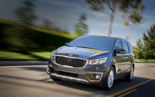 Kia Sedona: Sự lựa chọn hấp dẫn trên thị trường