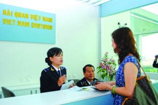 Tăng hoàn thuế kích thích du khách mua sắm