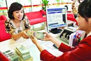 Người tiêu dùng hưởng lợi xu hướng tài chính mới