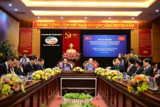 Phái đoàn cấp cao Triều Tiên thăm tổ hợp nghiên cứu của Viettel