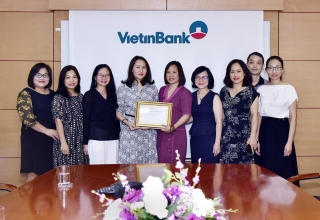 VietinBank nhận giải “Ngân hàng phát hành tốt nhất khu vực Đông Á và Thái Bình Dương năm 2019”