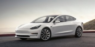 SUV giá rẻ của Tesla sẽ sản xuất năm 2020