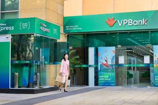 Cơ hội nhận hàng ngàn quà tặng giá trị khi “hòa sắc thịnh vượng” cùng VPBank