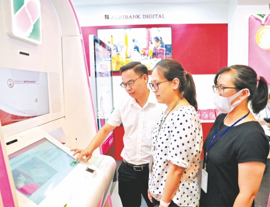 Agribank: Bước tiến mới trên chặng đường chuyển đổi số