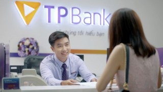 ‘Bão’ quà tặng xe, nhà tiền tỷ cho khách hàng TPBank