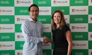 Grab hợp tác chiến lược với Microsoft