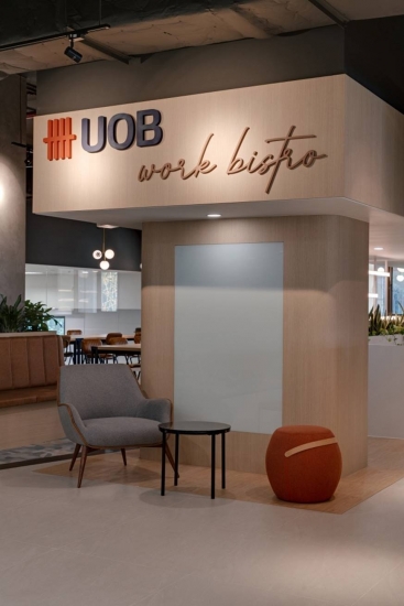 Ngân hàng UOB công bố chính sách mới về giờ làm việc giai đoạn hậu COVID-19