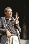 Doanh nhân Việt kiều về làng “mần ăn”