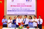 Nhà báo và doanh nhân đồng hành phát triển
