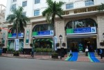 Tặng danh hiệu “Tập thể lao động xuất sắc” cho Standard Chartered Việt Nam
