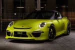 Porsche 911 Targa 4 diện áo vàng chanh độc đáo