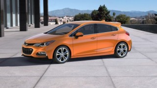 Hatchbak Chevrolet Cruze chính thức được ra mắt