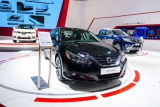 Nissan Teana giảm giá hơn 190 triệu đồng