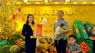 Nhận lộc Nam A Bank đầu năm