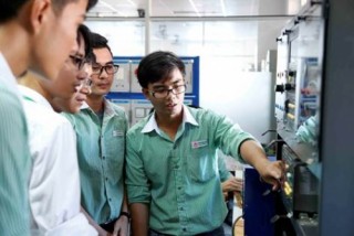 Hỗ trợ ứng dụng công nghệ thông tin