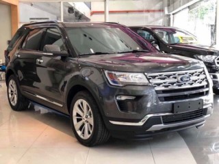 Ford Explorer 2019 tăng giá 75 triệu đồng