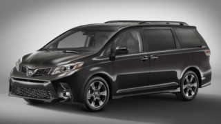 Toyota Sienna facelift: Diện mạo mới, thêm an toàn