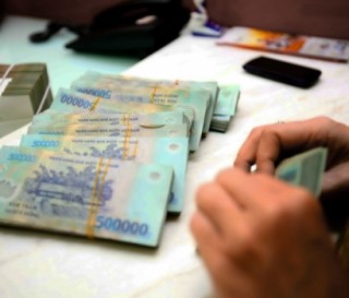 Trả lại trên 794 tỷ đồng cùng hàng trăm ngàn EUR tiền thừa cho khách hàng