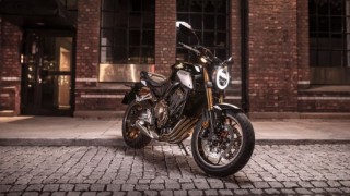 Honda CB650R có giá bán là 246 triệu đồng