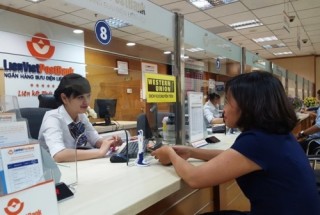 LienVietPostBank ra mắt dịch vụ chuyển tiền nhanh liên ngân hàng tại quầy