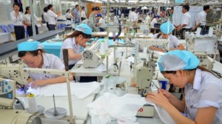 Giằng co chính sách lao động thời hội nhập