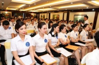 Thu nhập cao hút tiếp viên về Bamboo Airways