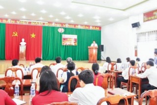 “Cuộc đua” Câu lạc bộ ngàn tỷ đồng