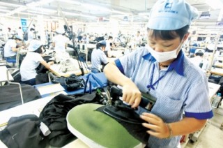 Dệt may có lợi thế nhưng không dễ