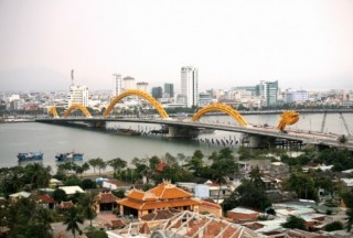 Chính quyền tạo niềm tin, DN phát triển